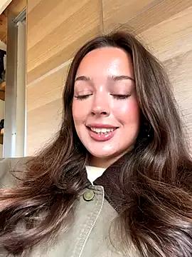 LillieOlive from StripChat