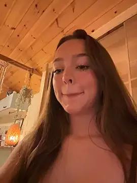 LillieOlive from StripChat