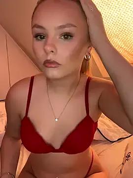 LillieWebb_ from StripChat is Freechat