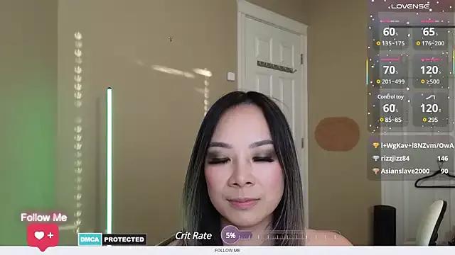Lilshyazn from StripChat