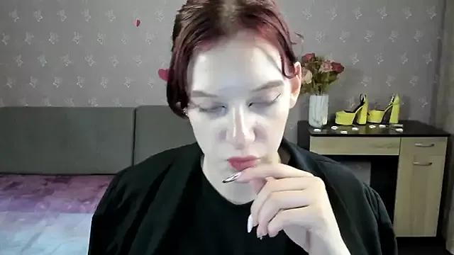 Lily_Ember from StripChat