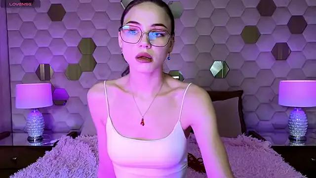 Checkout girls naked models with similar nickname. Cute sexy Free Models.