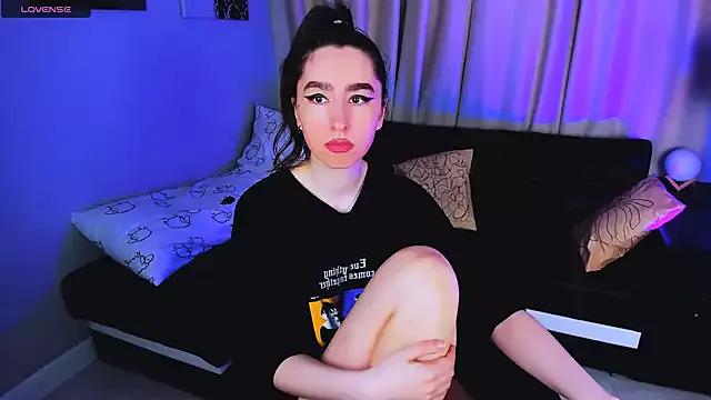 Lily_xBabe from StripChat is Freechat