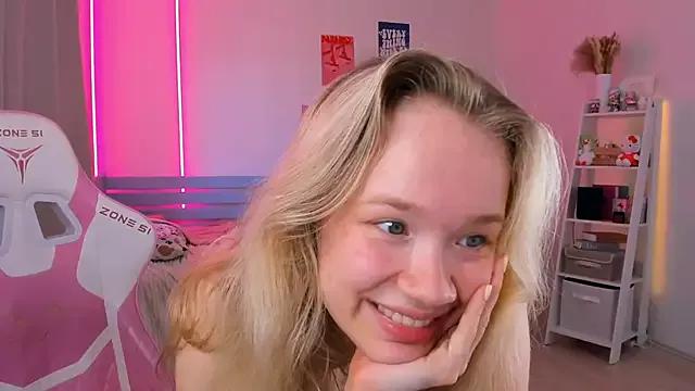 Checkout girls naked models with similar nickname. Cute sexy Free Models.