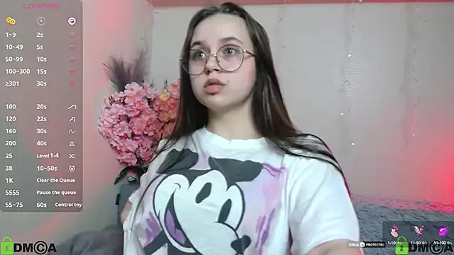 Checkout girls naked models with similar nickname. Cute sexy Free Models.
