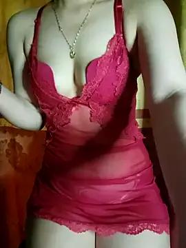 LinaCii from StripChat is Freechat