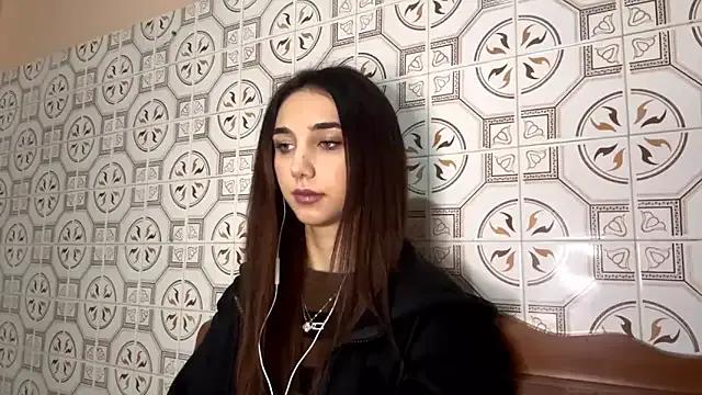 LinaMour from StripChat is Freechat