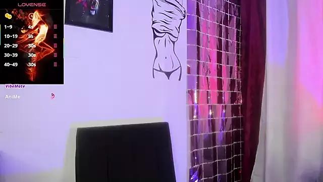 Linda_andrew from StripChat is Freechat