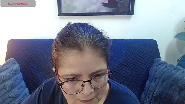 Linda_banks_ from StripChat is Freechat