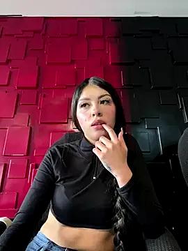 Linda_LS from StripChat is Freechat