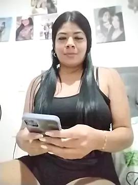Lindanaranjo16 from StripChat is Freechat