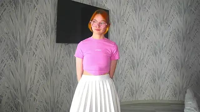LinhFerrales from StripChat is Freechat