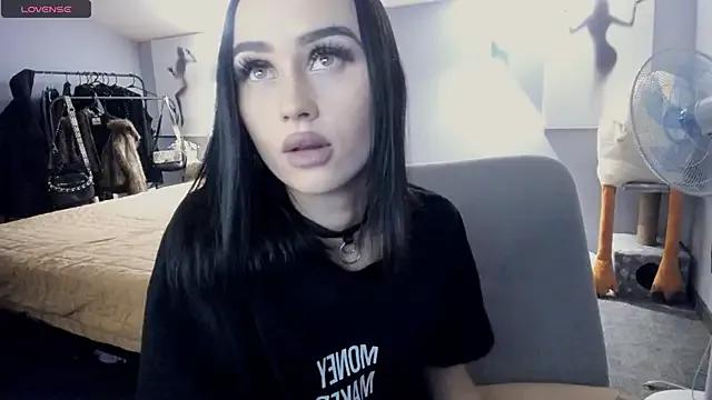 Lisa__Johnson from StripChat is Freechat