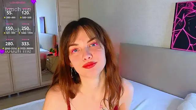 LisaDrake from StripChat is Freechat