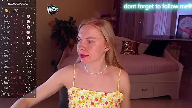 LiSinDoll from StripChat