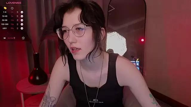 lissaros from StripChat is Freechat