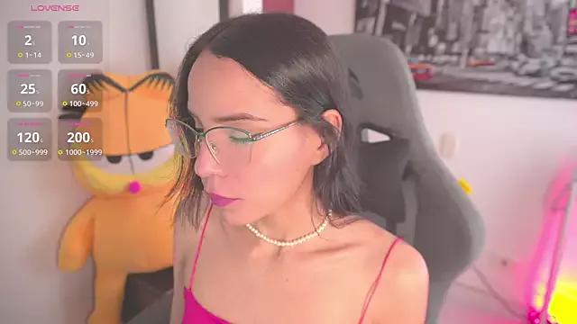 little-eli from StripChat is Freechat