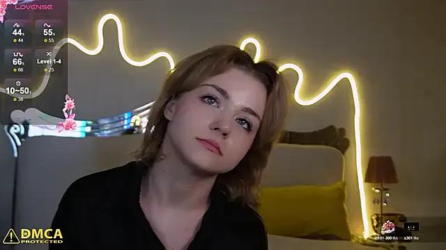 little__emily from StripChat is Freechat