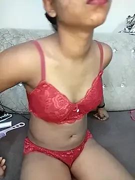 Little_anngel from StripChat is Freechat