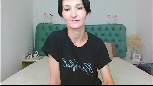 Little_chloee from StripChat is Freechat