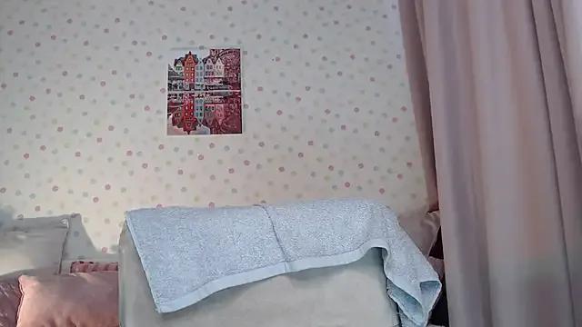 little_paw_ from StripChat is Freechat