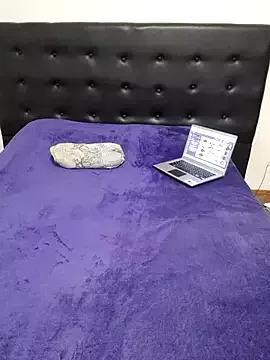 littlebrunett from StripChat is Freechat