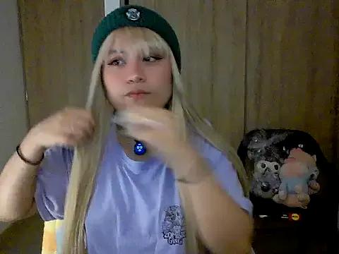 littlec4ke from StripChat is Freechat