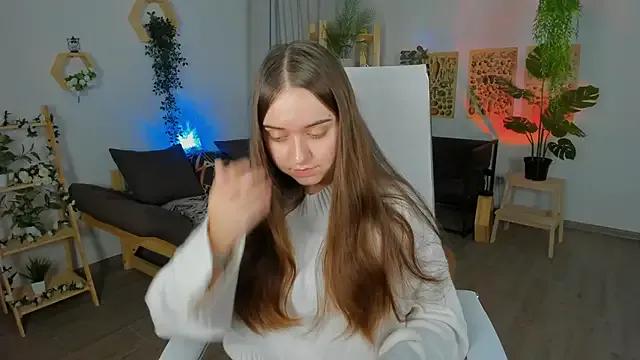 LiyaRavenswood from StripChat is Freechat