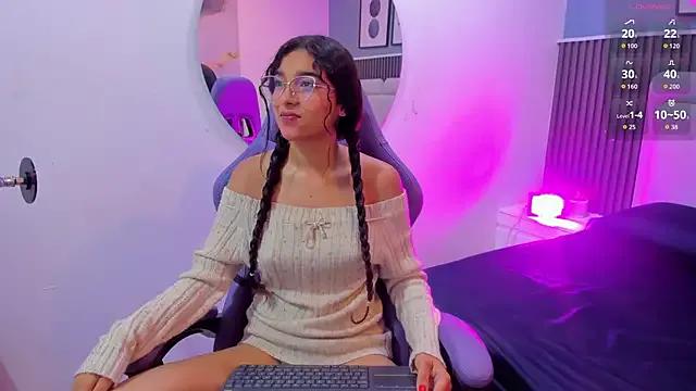 liz__cute from StripChat is Freechat