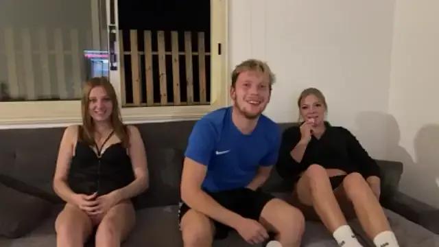 Lizzy_Lush from StripChat