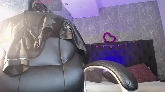 lizzysnow__ from StripChat is Freechat