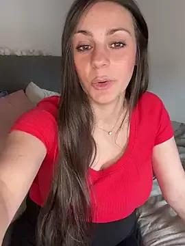 Loella-Rose from StripChat