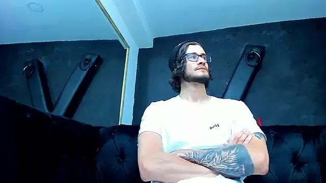 Loggan_donnelly from StripChat is Freechat