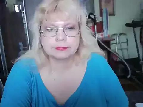LOLA8888 from StripChat