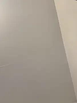 Lola_bln from StripChat is Freechat