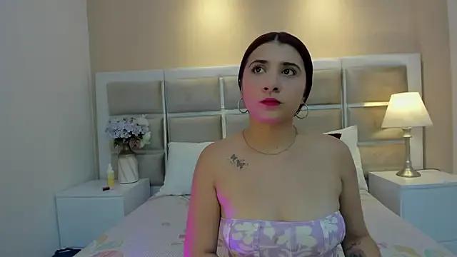 Lola_Vibe_ from StripChat is Freechat
