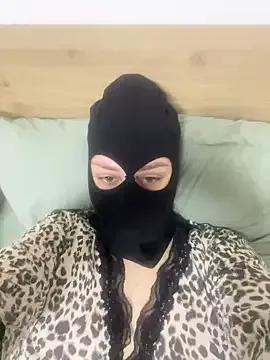 Lolabunny16 from StripChat