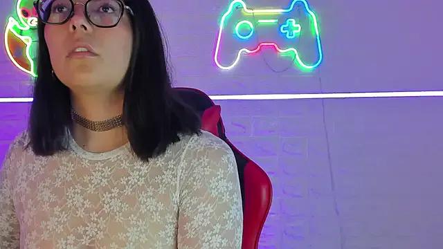 LolaXXXperience from StripChat is Freechat