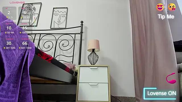 LollaVibes from StripChat is Freechat