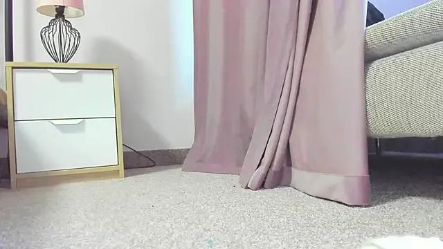 LollaVibes from StripChat is Freechat