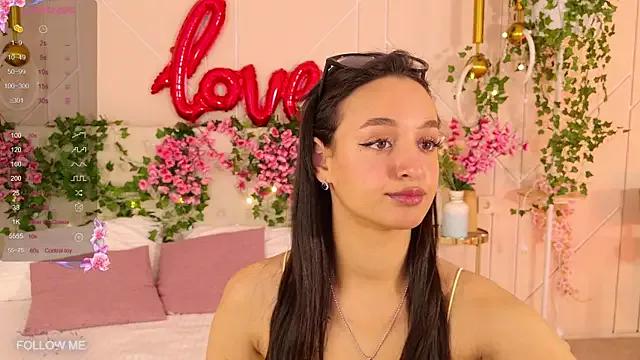Lolly_Neal from StripChat