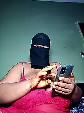 Loly_mor from StripChat