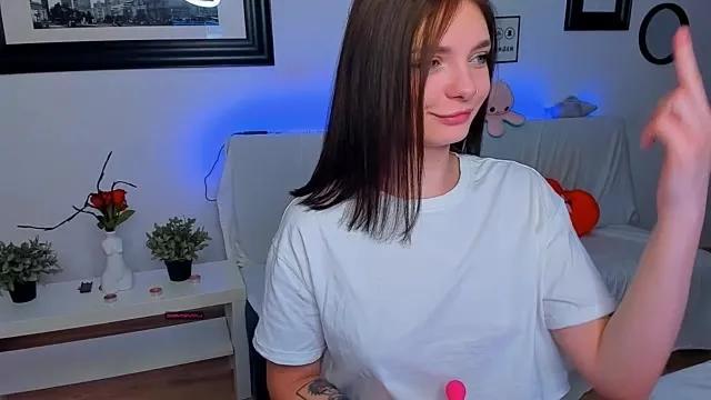 Looza_Hoft from StripChat