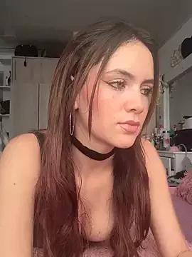 Lorraine_Leon from StripChat is Freechat