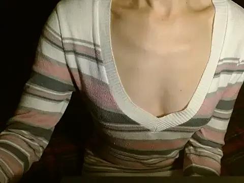 LorraineOSun from StripChat