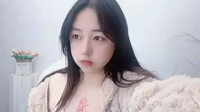 Love-hanzaizai718 from StripChat is Freechat