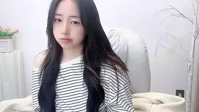 Love-hanzaizai718 from StripChat is Freechat