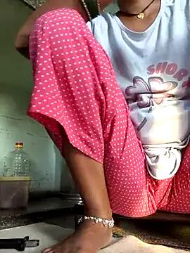 Love-pari077 from StripChat is Freechat