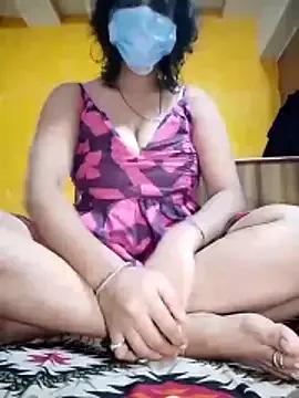 Love_Foreverr12 from StripChat is Freechat