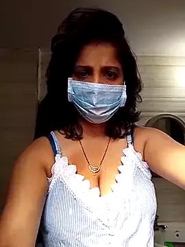 Love_Foreverr12 from StripChat is Freechat